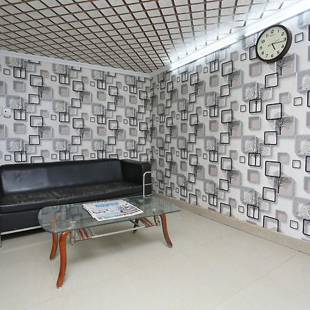 Hotel Aero Look 뉴델리 외부 사진